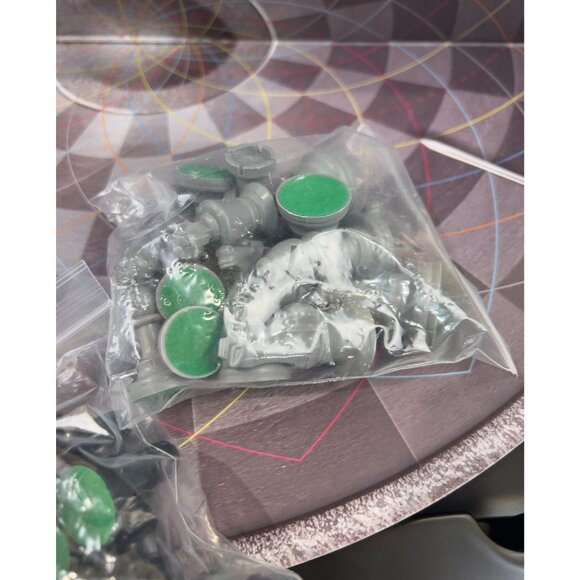 Mikamax Chess For Three Game w/Round Board 3 Player Pieces & Instructions Open B - Picture 8 of 11